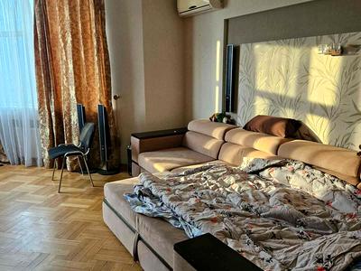 квартира за адресою Генерала Генадія Воробйова вул. (Курська), 13-Е