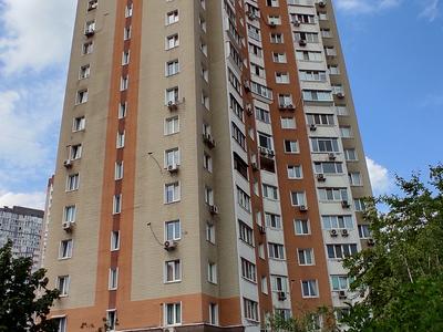 квартира за адресою Драгоманова, 1Е