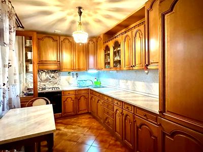 квартира по адресу Печерский спуск, 8