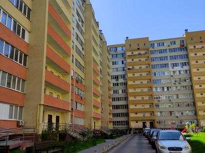 квартира за адресою Академіка Сахарова вул., 16а