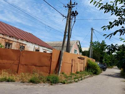 комерційна за адресою Вагонна вул., 111