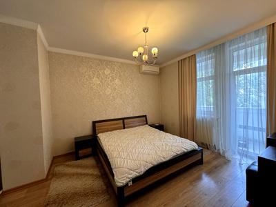 квартира за адресою Миколи Міхновського бульв. (Дружби Народів), 14-16