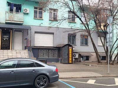 коммерческая по адресу Оболонская ул., 35