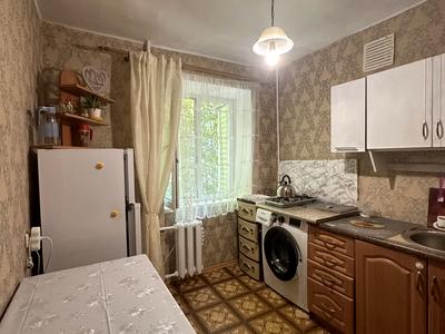 квартира за адресою Космонавтів вул., 18