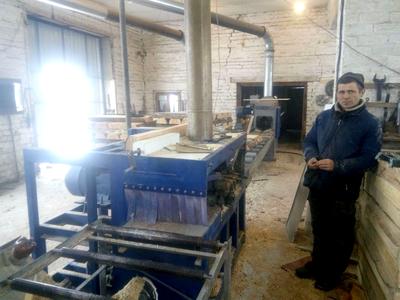 коммерческая по адресу Конституции, 5