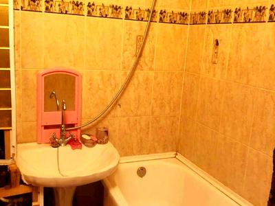 квартира за адресою Революції Гідності вул. (Супруна), 28