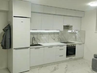 квартира за адресою Космічна вул., 10