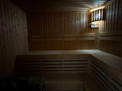 будинок за адресою Петра Сагайдачного вул.