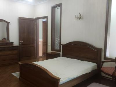 квартира по адресу Константиновская ул., 1