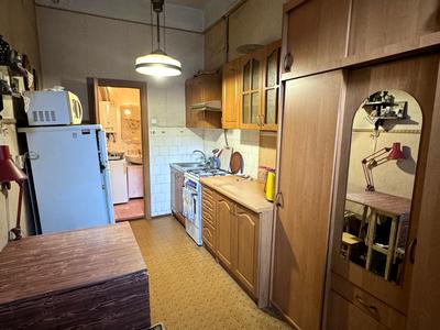 квартира за адресою Богдана Хмельницького вул., 64