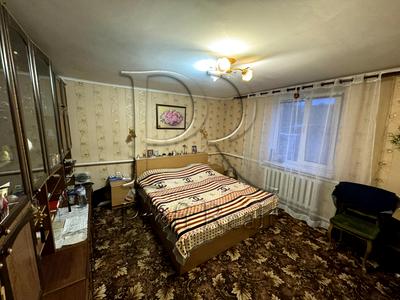 будинок за адресою Миру вулиця