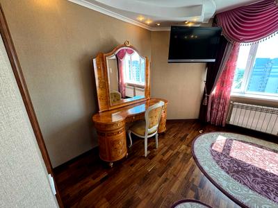 квартира по адресу Миколы Бажана просп., 14