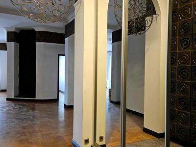квартира за адресою Велика Васильківська вул. (Червоноармійська), 26
