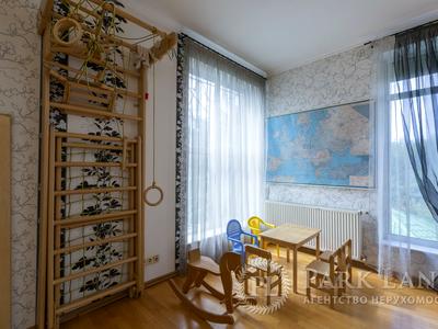 будинок за адресою Огіркова, 12