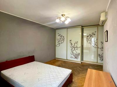 квартира за адресою Академіка Возіанова вул. (Академіка Карпинського), 12/25
