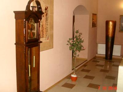 комерційна за адресою Дружбы, 80