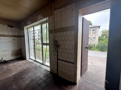 комерційна за адресою Володимира Івасюка вул. (Ногинська), 57