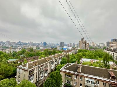 квартира за адресою Тополева вул., 4-8