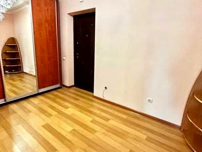 квартира по адресу Леси Украинки ул., 11