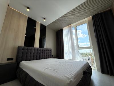 квартира за адресою Салютна вул., 2к18