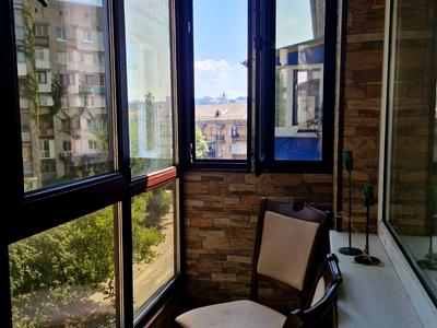 квартира за адресою Почайнинська вул., 53/55