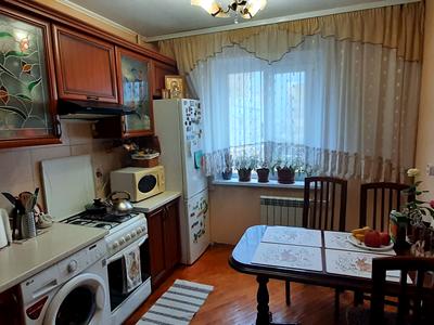 квартира за адресою Драгоманова вул., 9