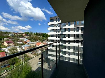 квартира за адресою Топольна, 4