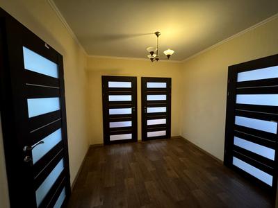 квартира за адресою Академіка Глушкова просп., 23