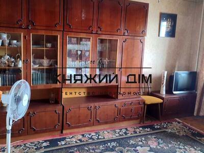 квартира за адресою Автозаводська вул., 77