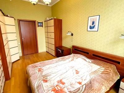 квартира за адресою Панаса Саксаганського вул., 12