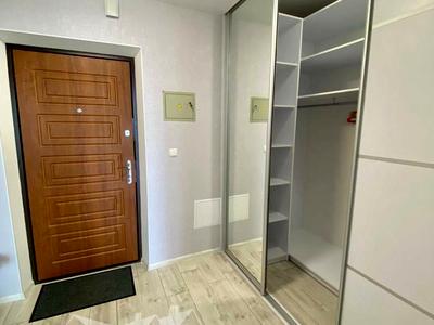 квартира за адресою Василя Симоненка вул., 105
