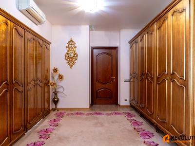 квартира за адресою Ореста Васкула вул., 19
