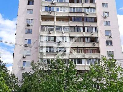 квартира за адресою Київ, Лариси Руденко вул., 21