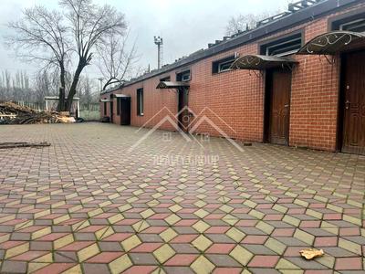 комерційна за адресою Кривий Ріг, Володимира Черкасова вул., 80
