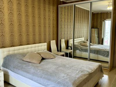 квартира за адресою Патріарха Мстислава Скрипника вул., 48-А