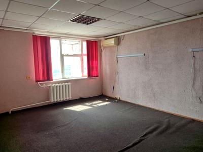 комерційна за адресою Інглезі вул. (25-ї Чапаєвської Дивізії), 3/1