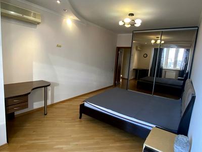 квартира по адресу Киев, Никольско-Слободская ул., 4-В