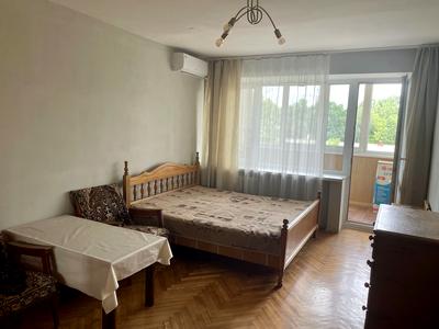 квартира за адресою В'ячеслава Чорновола вул., 33/30