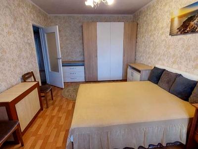 квартира по адресу Ревуцкого ул., 19