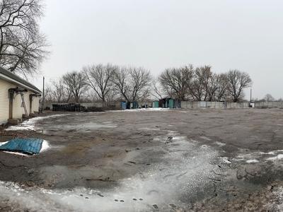 комерційна за адресою Колгоспна, 12