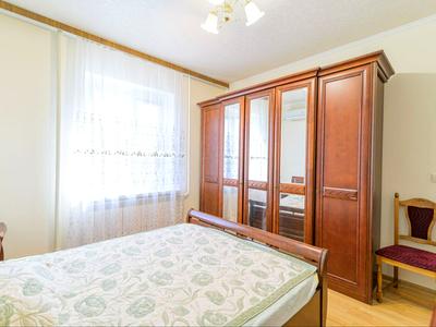 квартира за адресою Ревуцького вул., 7