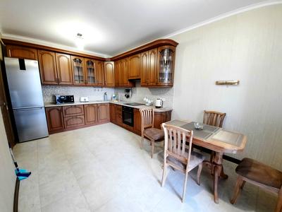 квартира по адресу Ревуцкого ул., 40