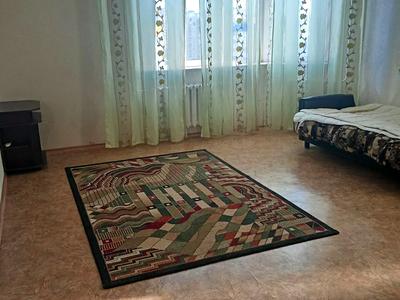 квартира за адресою Тополина вул., 20