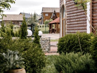коммерческая по адресу Степана Бандери, 30