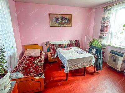 будинок за адресою Центральна, 1