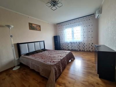 квартира по адресу Ревуцкого ул., 54