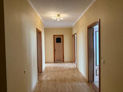 квартира за адресою Миколи Амосова вул., 4