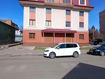 комерційна за адресою Рівне, вул. Пересопницька, 170