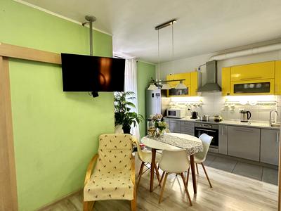 квартира за адресою Регенераторна вул., 4 к10