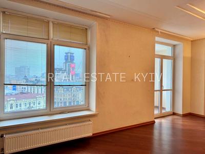 квартира по адресу Круглоуниверситетская ул., 3-5